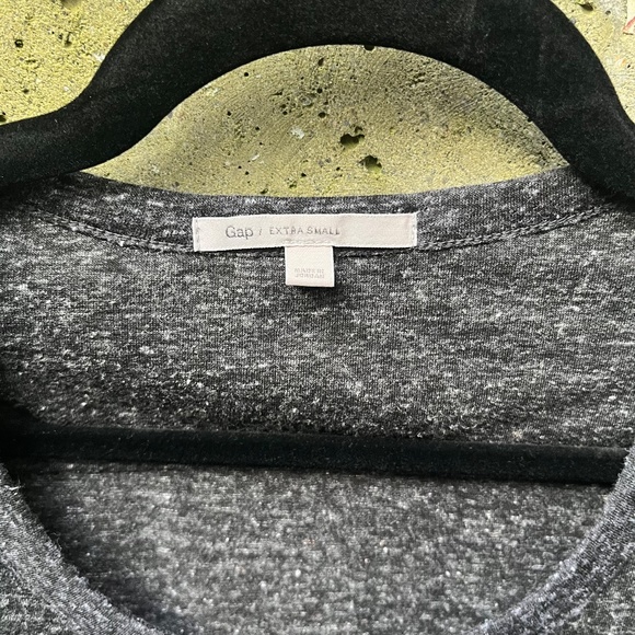 GAP Slub Top, Women's Charcoal Heathered Gray Cap Sleeve Top / Pocket Tee, XS - Picture 4 of 8